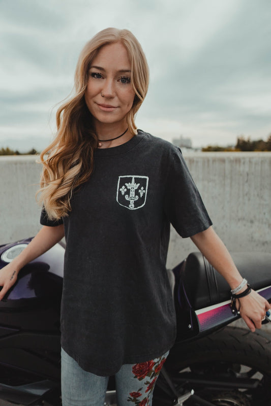 Born to do this tee - Liz and Lo Co